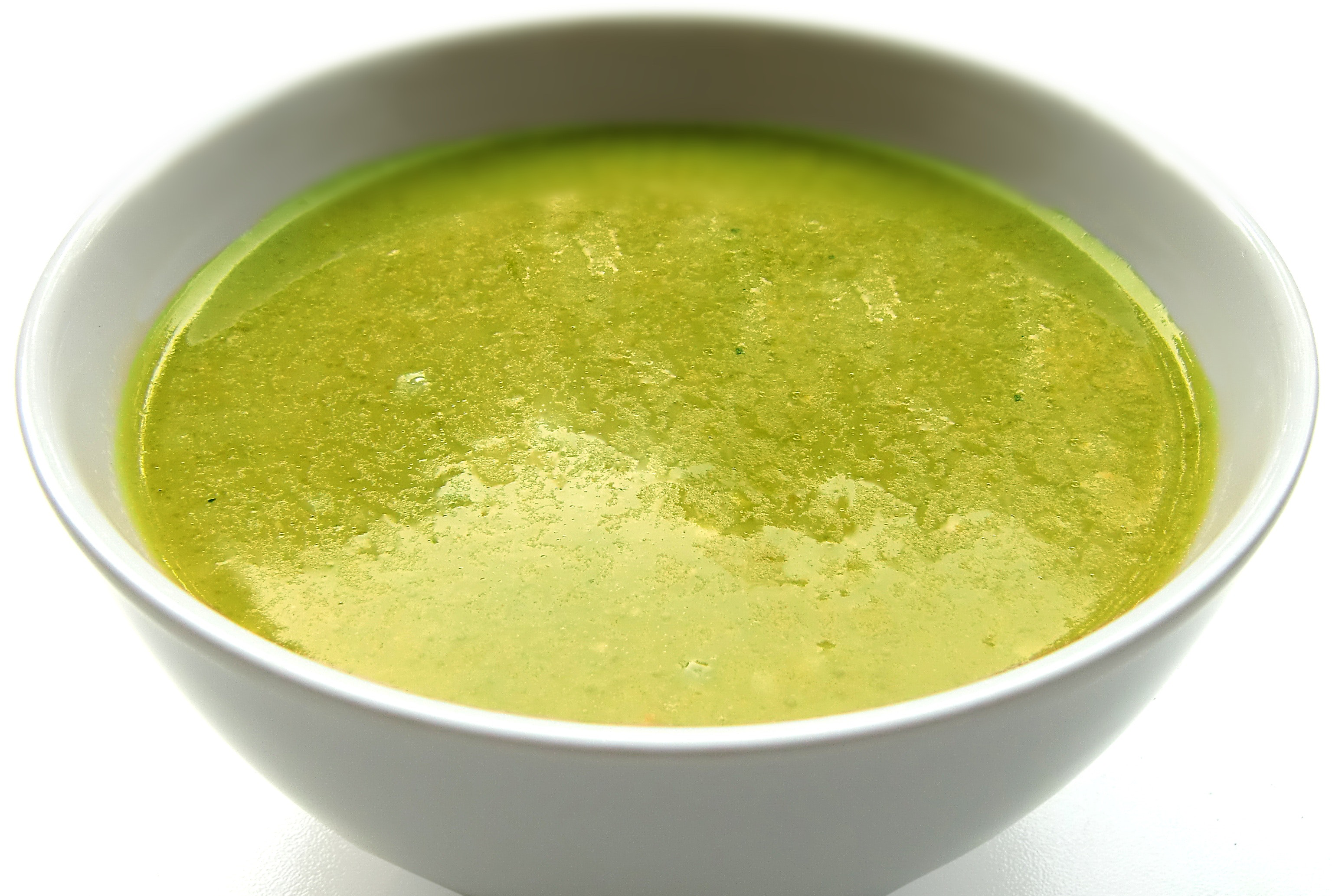 Бульон с сельдереем. Суп пюре. Зеленый суп пюре. Для супа. Суп из брокколи для ребенка.