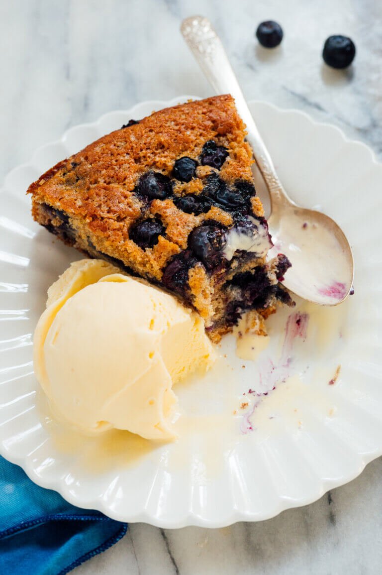 Simple Blueberry Cake