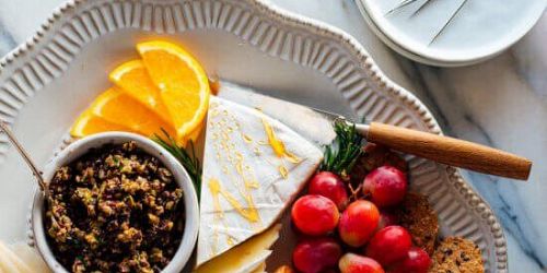 How to make a Cheese Board