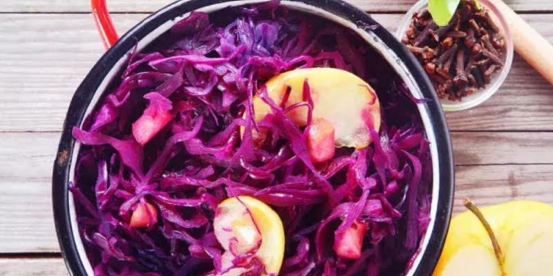 Braised Red Cabbage with Apples