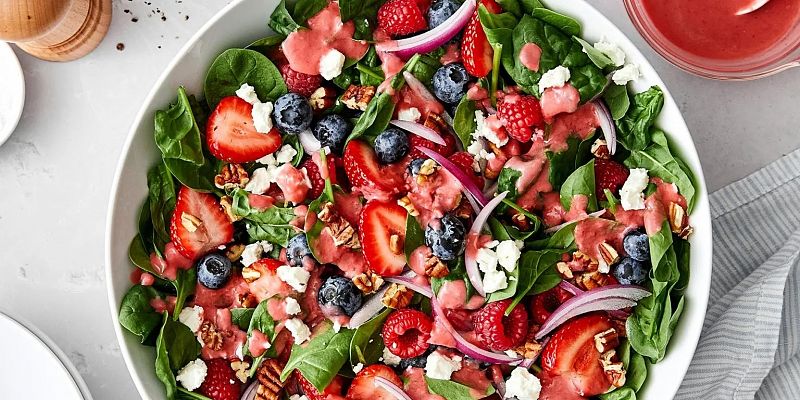 Berry Spinach Salad